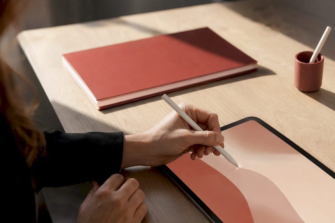 Signature électronique et eIDAS : quel niveau pour vos documents juridiques ?